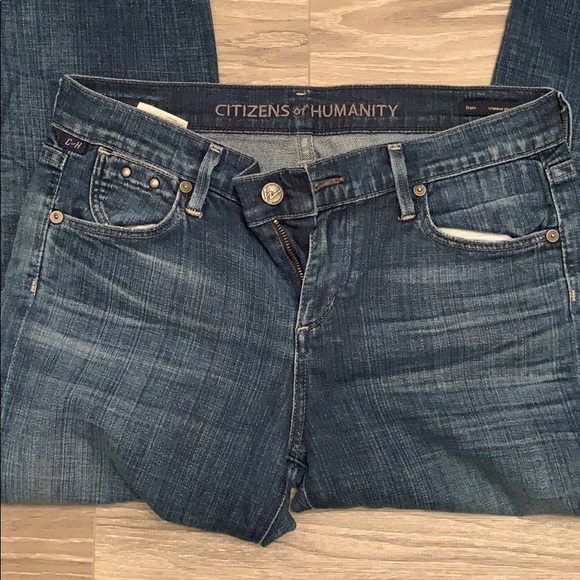 Citizens of Humanity Dani Cropped Straight Jeans. - Picture 4 of 4